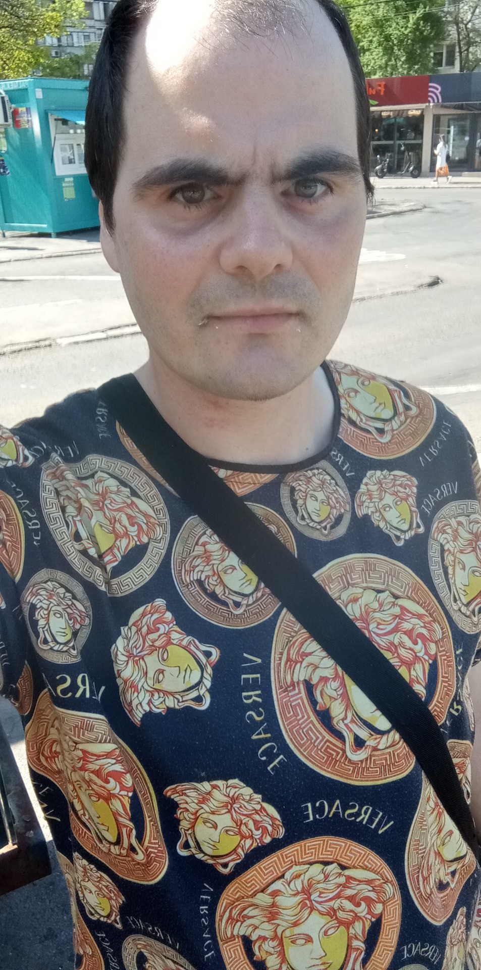 Galați - Escorta Sexy - Eu sunt Marian din Tudor Vladimirescu jude?ul Gala?i sunt în c?utarea unui pasiv care s? îmi fac? toate pl?cerile doresc ?i persoane noi care vor s? începe ceva nou îmi place s? o dau la supt cum intr?m în camer? s? te pun s? m? dezbraci s? facem un du? împreun? s? te pun s? m? s?ru?i pe piept pe burt? s? te pun în genunchi s? o sugi adânc s? te ap?s cu mâinile de cap ?i pe urm? s? te pun capr? s? te ?i fut eu nu te ?in în loc c? locu iesc cu p?rin?ii cei care doresc s? o facem a?tept mesaje pe WhatsApp sau la telefon