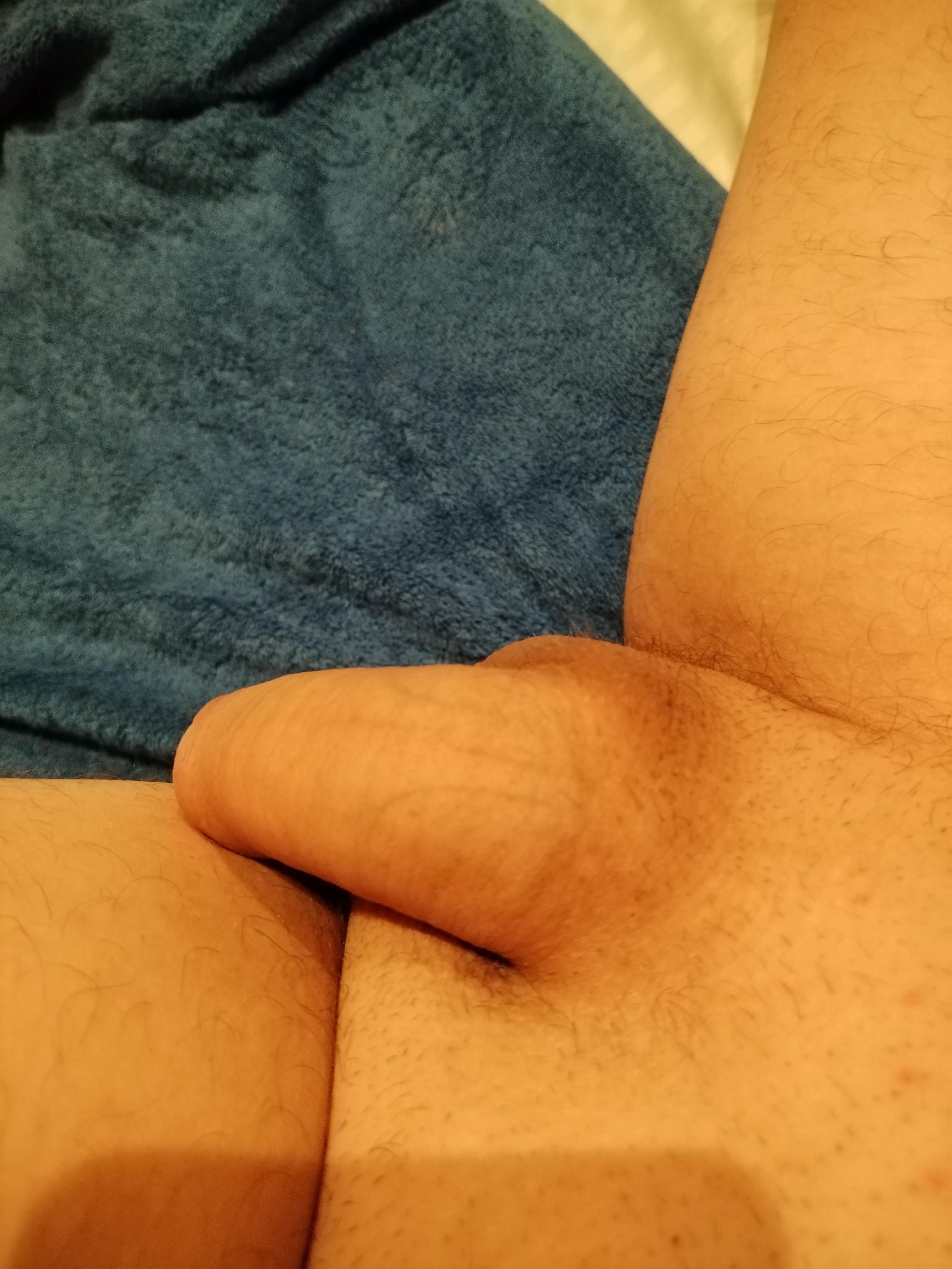 Galați - Escorta Sexy - Escorta senzuala iti pot oferi companie, masaj de relaxare, intr-o ambianta placuta, clipe linistite la domiciliul meu sau al tau.  Astept domni seriosi si manierati.  Detalii la telefon