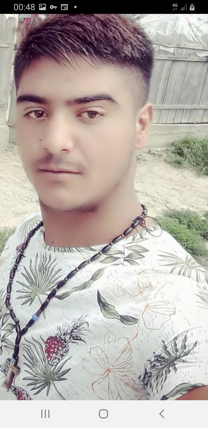 Escorte Sexy - Bucuresti - Escorta senzuala iti pot oferi companie, masaj de relaxare, intr-o ambianta placuta, clipe linistite la domiciliul meu sau al tau.  Astept domni seriosi si manierati.  Detalii la telefon