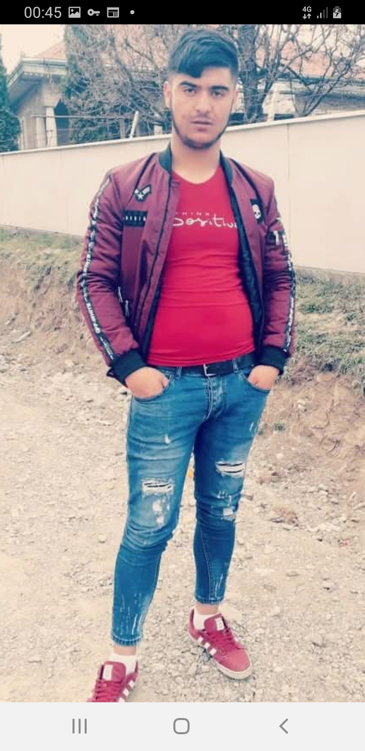 Bucuresti - Escorta Sexy - Escorta senzuala iti pot oferi companie, masaj de relaxare, intr-o ambianta placuta, clipe linistite la domiciliul meu sau al tau.  Astept domni seriosi si manierati.  Detalii la telefon