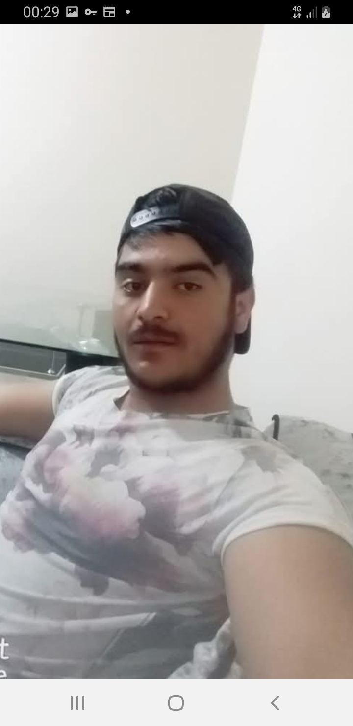 Bucuresti - Escorta Sexy - Escorta senzuala iti pot oferi companie, masaj de relaxare, intr-o ambianta placuta, clipe linistite la domiciliul meu sau al tau.  Astept domni seriosi si manierati.  Detalii la telefon