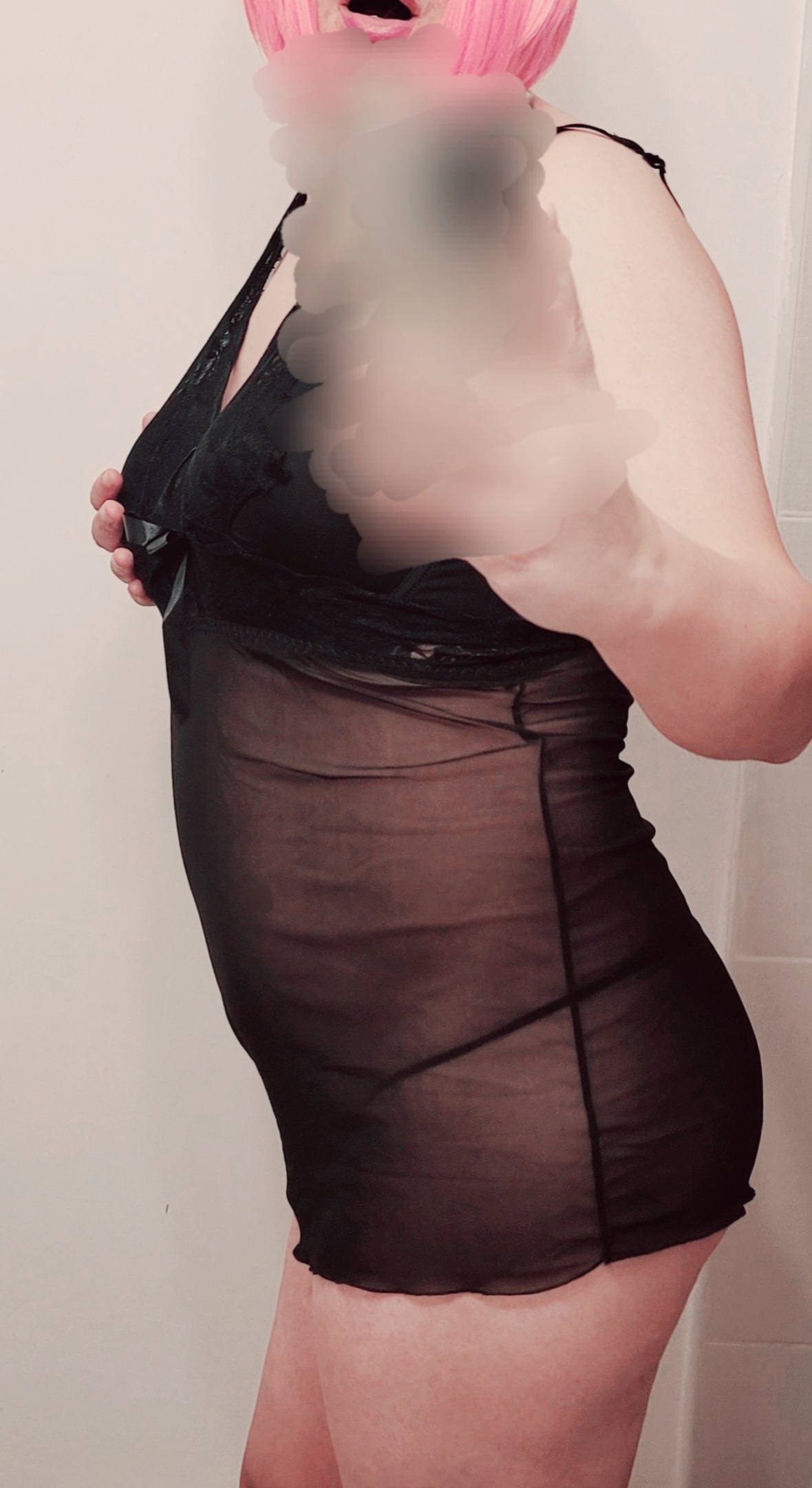 Bucuresti - Escorta Sexy - Buna! Sunt Ema, o travestita dulce, finuta si nimfomana, gata sa te rasfete asa cum meriti.  Ador barbatii dotati si eleganti care vor sa incerce o noua experienta.  Hai sa te relaxezi in compania mea.  Detalii pe whats app. 