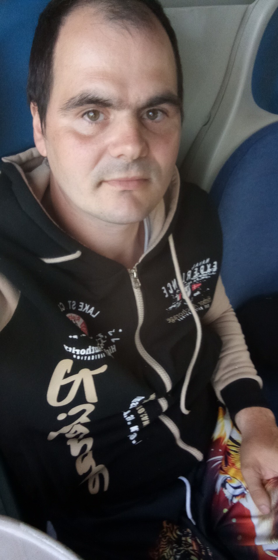 Galați - Escorta Sexy - Eu sunt Marian din Tudor Vladimirescu jude?ul Gala?i îmi place foarte mult s? o dau la supt cu tot cu sperm? ?i când este culcat? îmi place s? te pun capr? s? te ?i fut pentru mai multe detalii a?tept mesaje pe WhatsApp sau la telefon