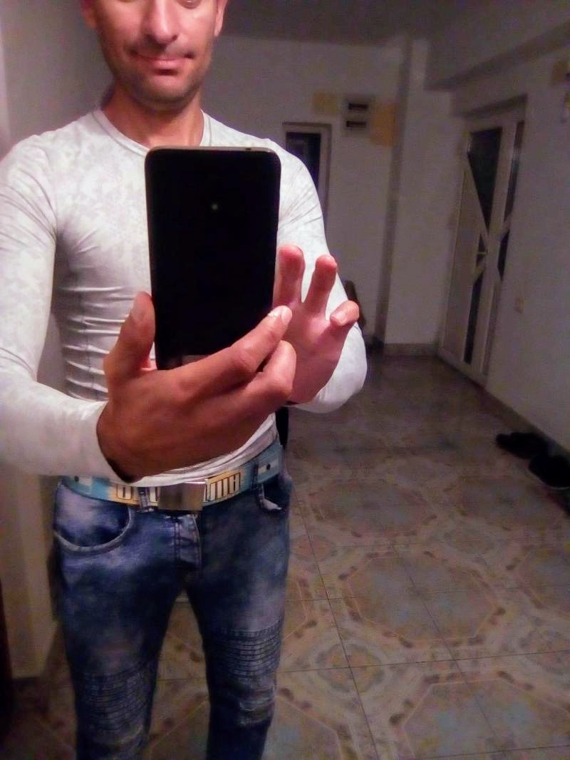 Escorta Sex - Iau muie înghit sperma de la o domma de 1 mai și nu numai .  sunt din constanta daca vi la mare astep tf tau doresc seriozitate.  poze reale îmi spartin - Telefon: 0743697314 