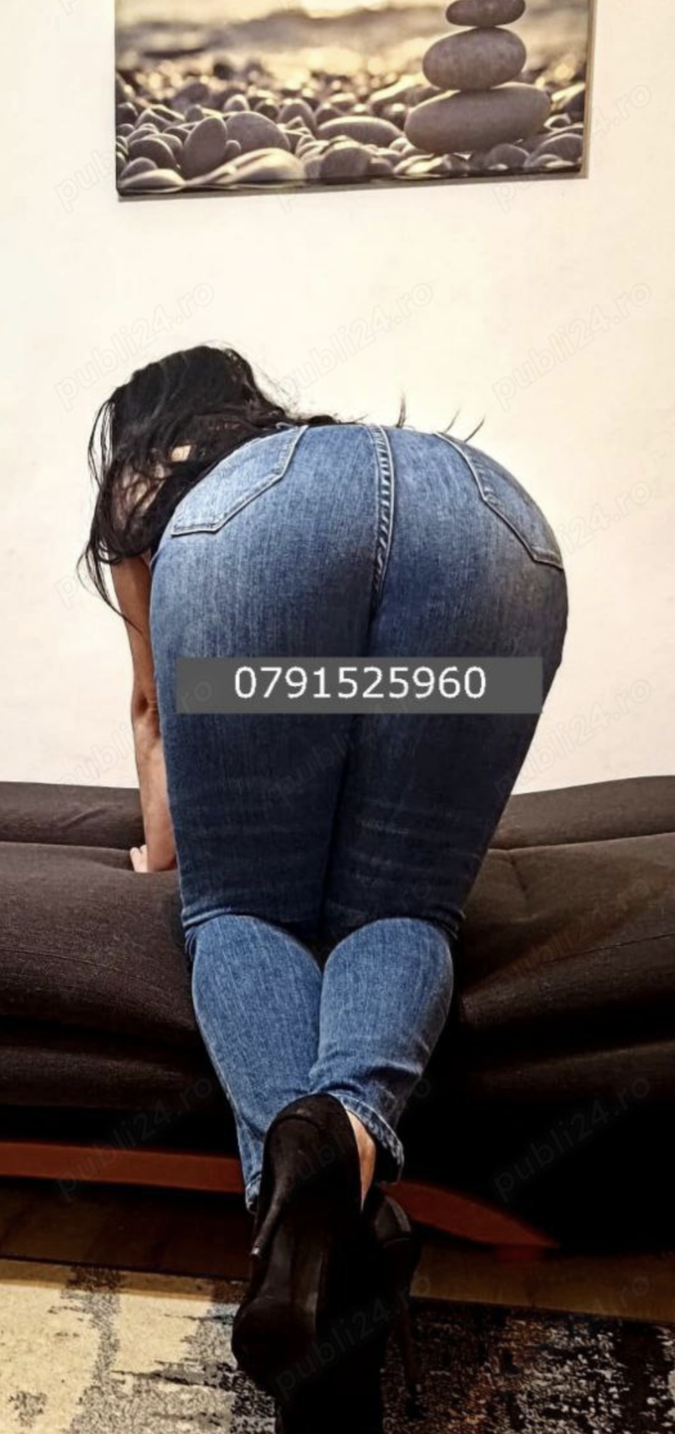 Escorta Sex - Escorta bruneta reala, draguta si cu bun simt ofer companie, masaj terapeutic si masaj corporal de intretinere.  Prosoape curate, igiena.  Pt.  detalii in plus suna-ma.  Detalii la telefon.  - Telefon: 0791525960 