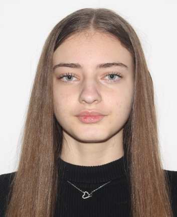 Escorte Sexy - Kurtea De Arges - Roscata discreta atenta la cerintele tale, ofer domnilor manierati companie si masaj terapeutic la domiciliul meu.  Ofer si cer seriozitate maxima, igiena garantata.  Detalii suplimentare la telefon. 