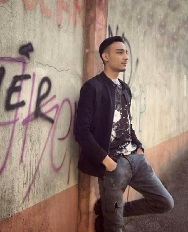 Bucuresti - Escorta Sexy - Salut ne distram impreuna
Folosesc condom 
La locatia ta ma deplasez ofer seriozitate 
Radem ne distram si ramanem discreti 
Fac bine tot ce fac pentru ca vreau sa ma mai chemi 
Nu ma grabesc stam impreuna cat e cazul 
Trimit si videoclipuri sexyy pentru curiosi/indrazneti 
Sau la camera video s/ex 
Sunt activ //v"