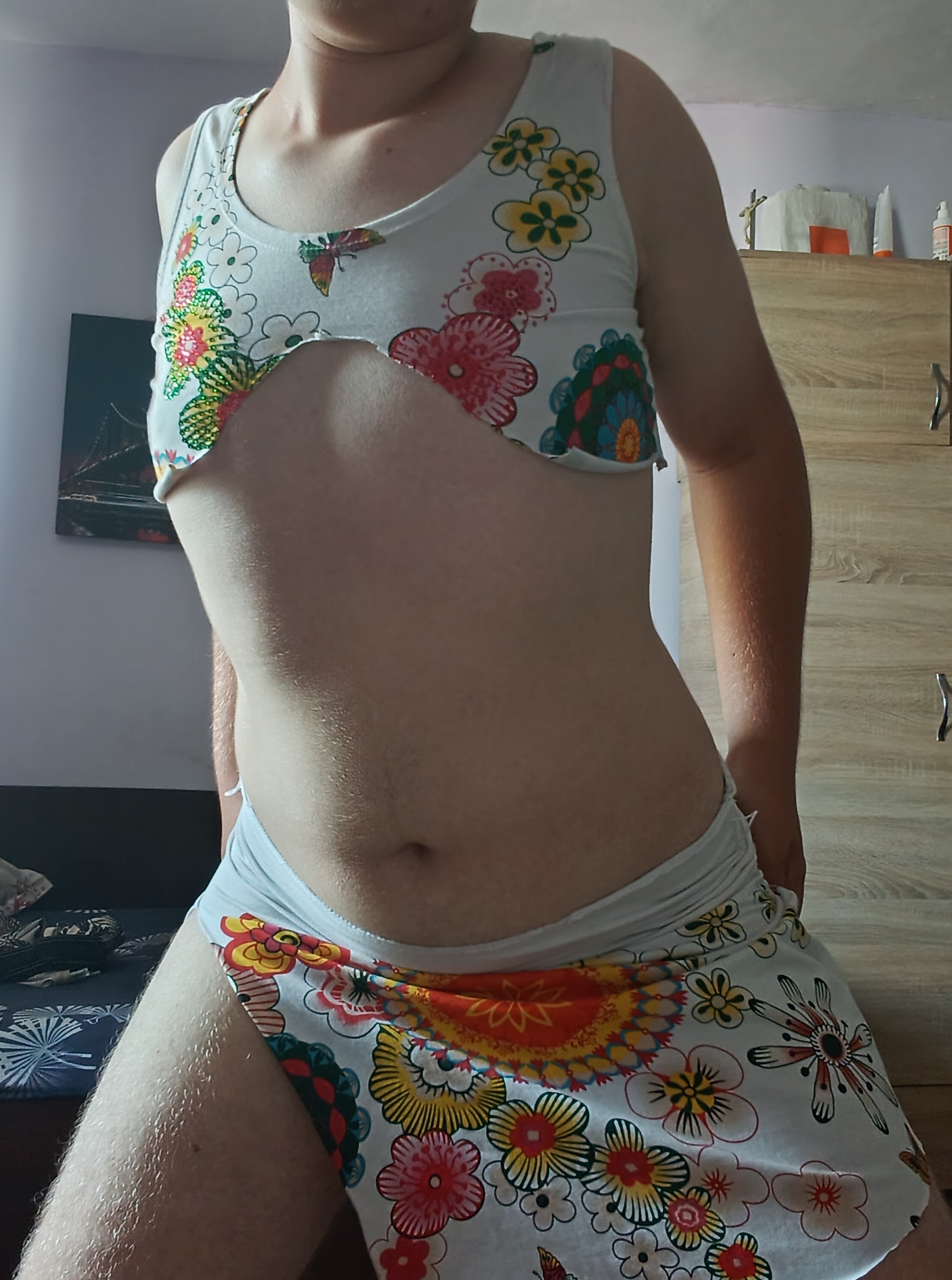 Escorte Sexy - Iași - Escorta pentru b?rba?i dornici de acadeaua mea.  Ofer servicii complete.  Fac ?i striptease ?i m? ?i travestesc sexy.  Scrie?imi pe WhatsApp sau sunati la num?rul de telefon.  Eu lucrez doar noaptea. 