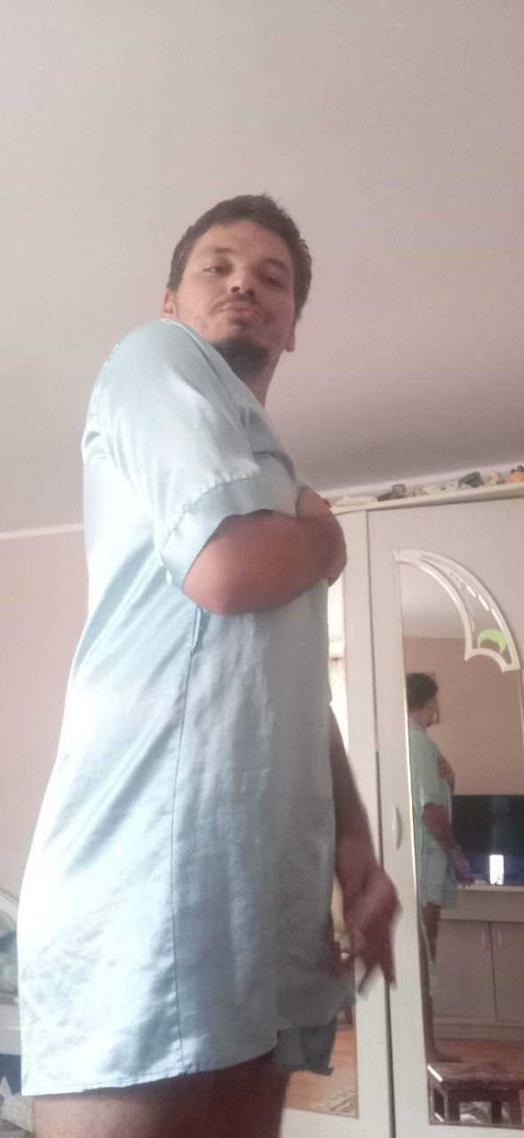 Galati - Escorta Sexy - Escorta senzuala iti pot oferi companie, masaj de relaxare, intr-o ambianta placuta, clipe linistite la domiciliul meu sau al tau.  Astept domni seriosi si manierati.  Detalii la telefon