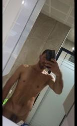 Escorte din - Pitesti Romania | Anunturi Matrimoniale / Escorte Sexy  - Telefon:  0737767301 - Bun? ofer masaj doamnelor ?i domni?oarelor.  Se poate face mai multe timpuri de masaj chiar ?i mai mult &icirc;n func?ie de chimie.  Pentru mai multe detalii poze va rog scrie?i pe WhatsApp.  