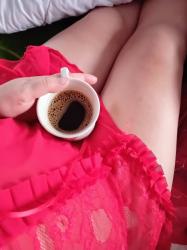 București - Escorta Sexy - Escorta senzuala iti pot oferi companie, suntem cuplu soț si soție vă asteptam să va descoperiți cele mai ascunse fantezii si secrete suntem deschisi si naturali.  .  .  .  masaj de relaxare, intr-o ambianta placuta, clipe linistite la domiciliul meu sau al tau.  Astept domni seriosi si manierati.  Detalii la telefon